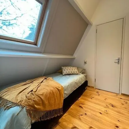 Boshuisje Nr6